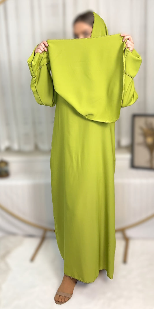 ABAYA MIT INTEGRIERTEN HIJAB MEDINA-SEIDEN-STIL (SHERIFA)
