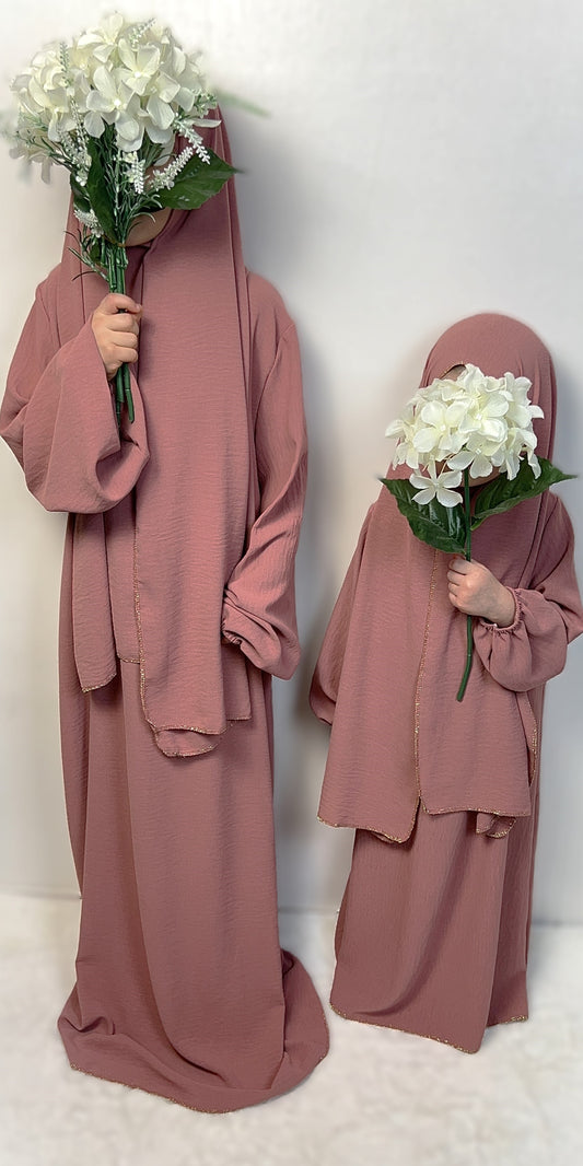 KINDER ABAYA MIT INTEGRIERTEM SCHAL