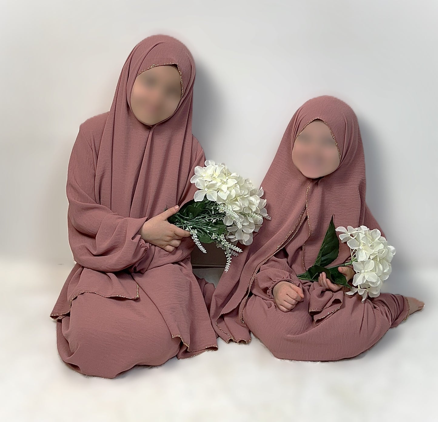 KINDER ABAYA MIT INTEGRIERTEM SCHAL