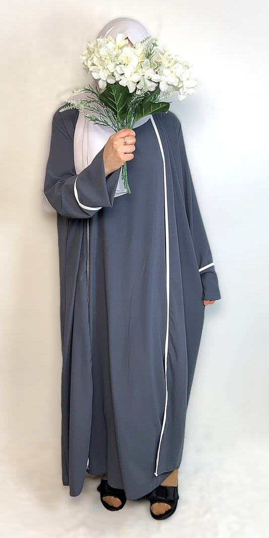 ZWEITEILIGE ABAYA MEDINA-SEIDEN-STIL (SAHRA)