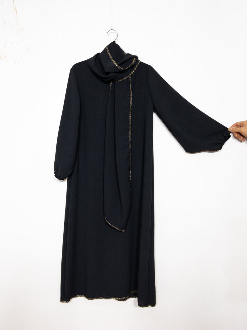 KINDER ABAYA MIT INTEGRIERTEM SCHAL